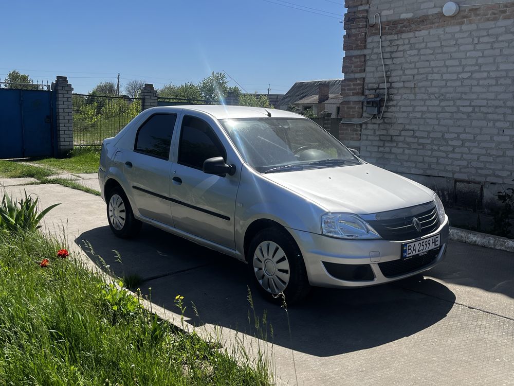 Продам Dacia Logan 1.6