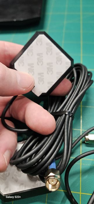 Антена зовнішня Teltonika GNSS клейова SMA (PR1KSG30)