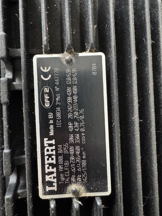 Мийка високого тиску Кархер