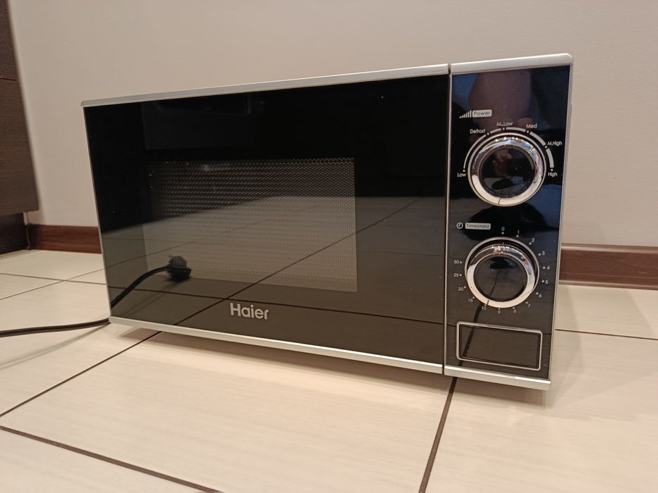 Mikrofala Haier kuchenka mikrofalowa - 100 % sprawna