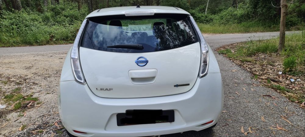 Nissan leaf visia 30