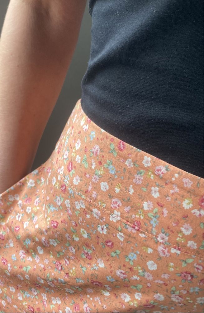 Spódnica floral maxi fason A łączka kieszenie