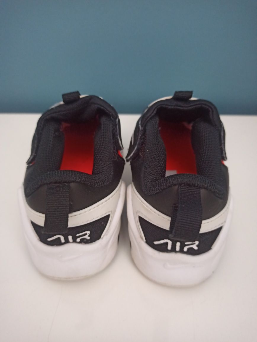 Buty Nike Airmax r.25
