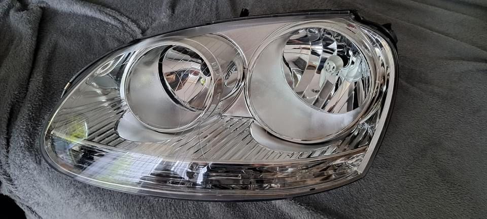 Lampa vw jetta mk5