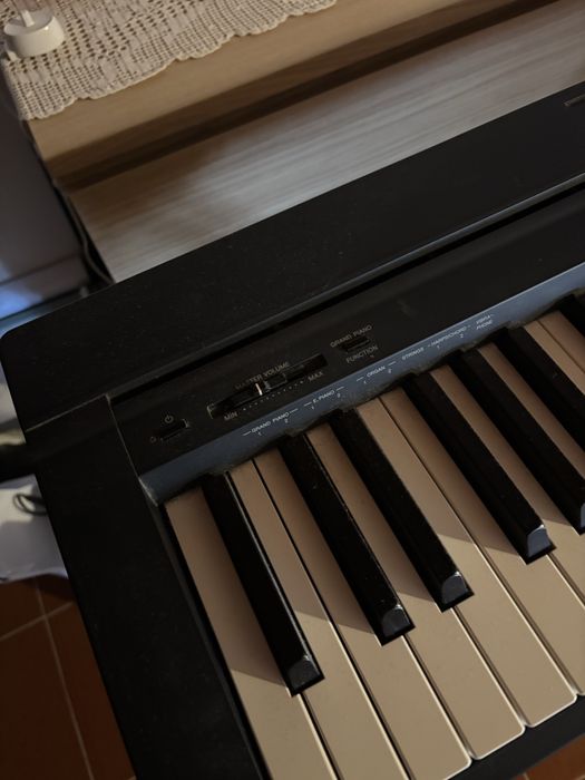 Piano Yamaha P-45 + Suporte