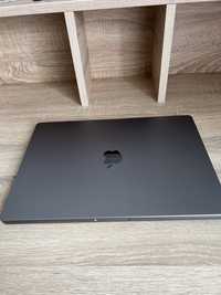 Apple MacBook Pro 16 M1