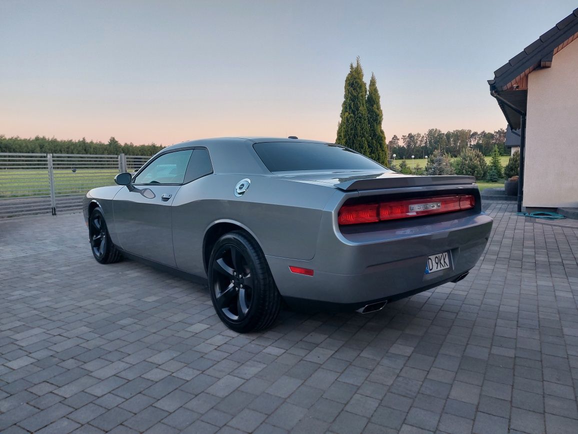 Dodge Challenger SXT Plus 3.6 V6 PL