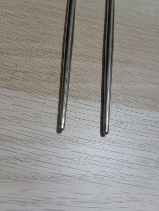 Pauzinhos Chineses Hashi de Metal