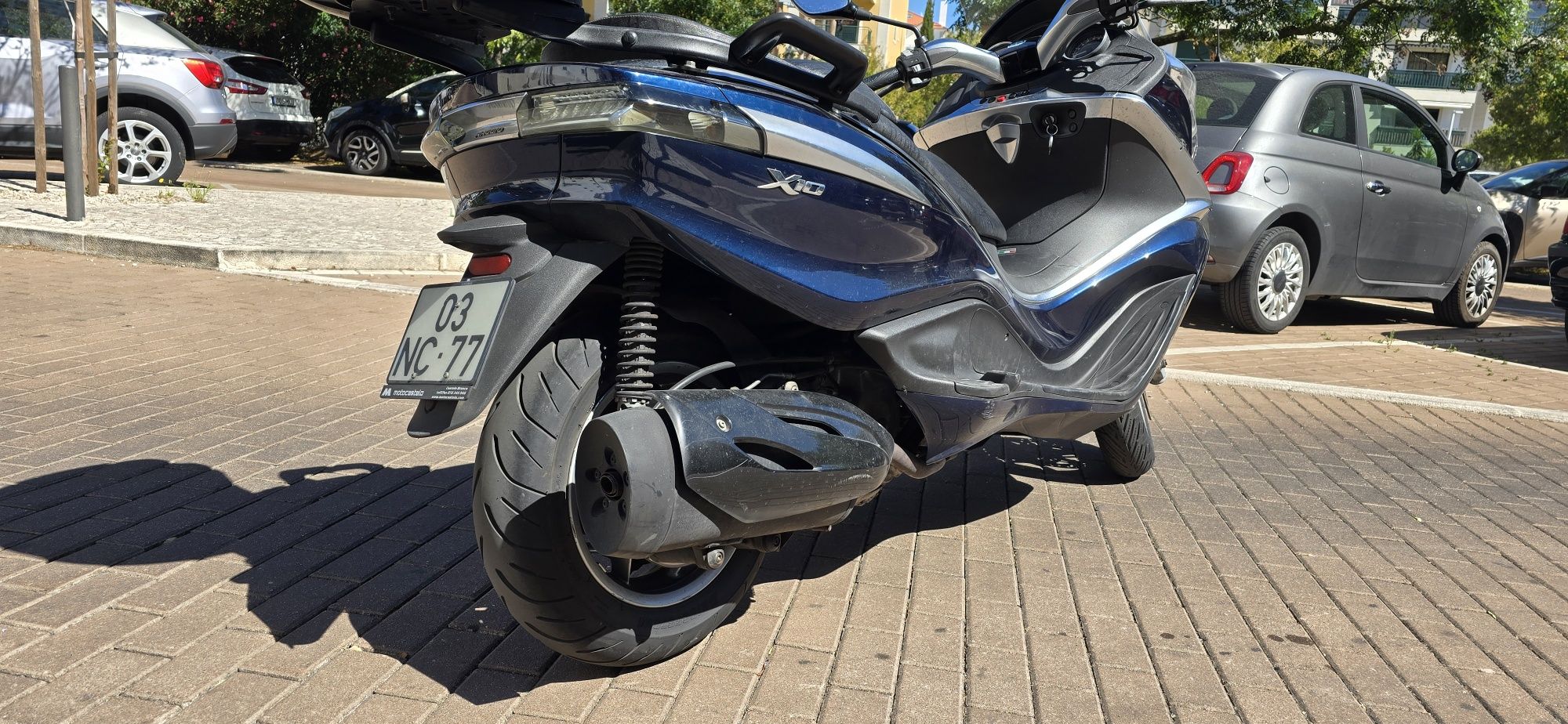 Piaggio x10 350 cilindrada e não paga iuc