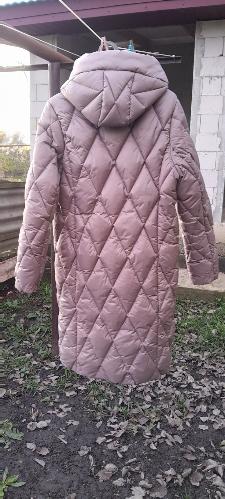 Зимовe пальто 50 р.