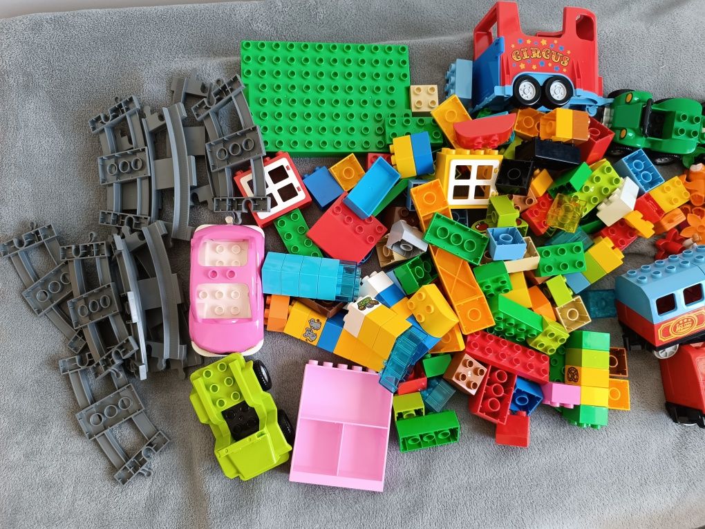Duży zestaw LEGO DUPLO
