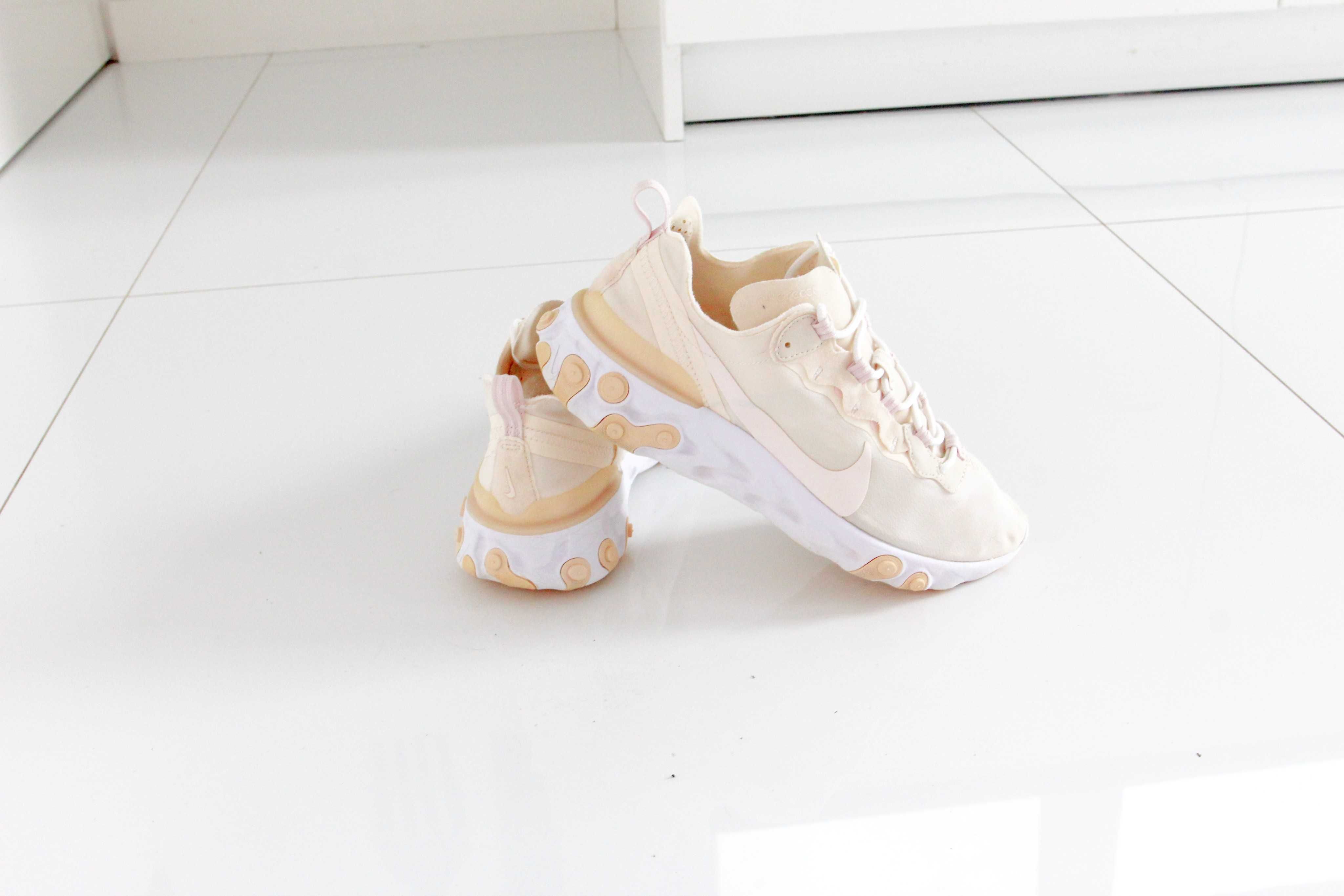 Nike React Element 55 bez wad 40-39