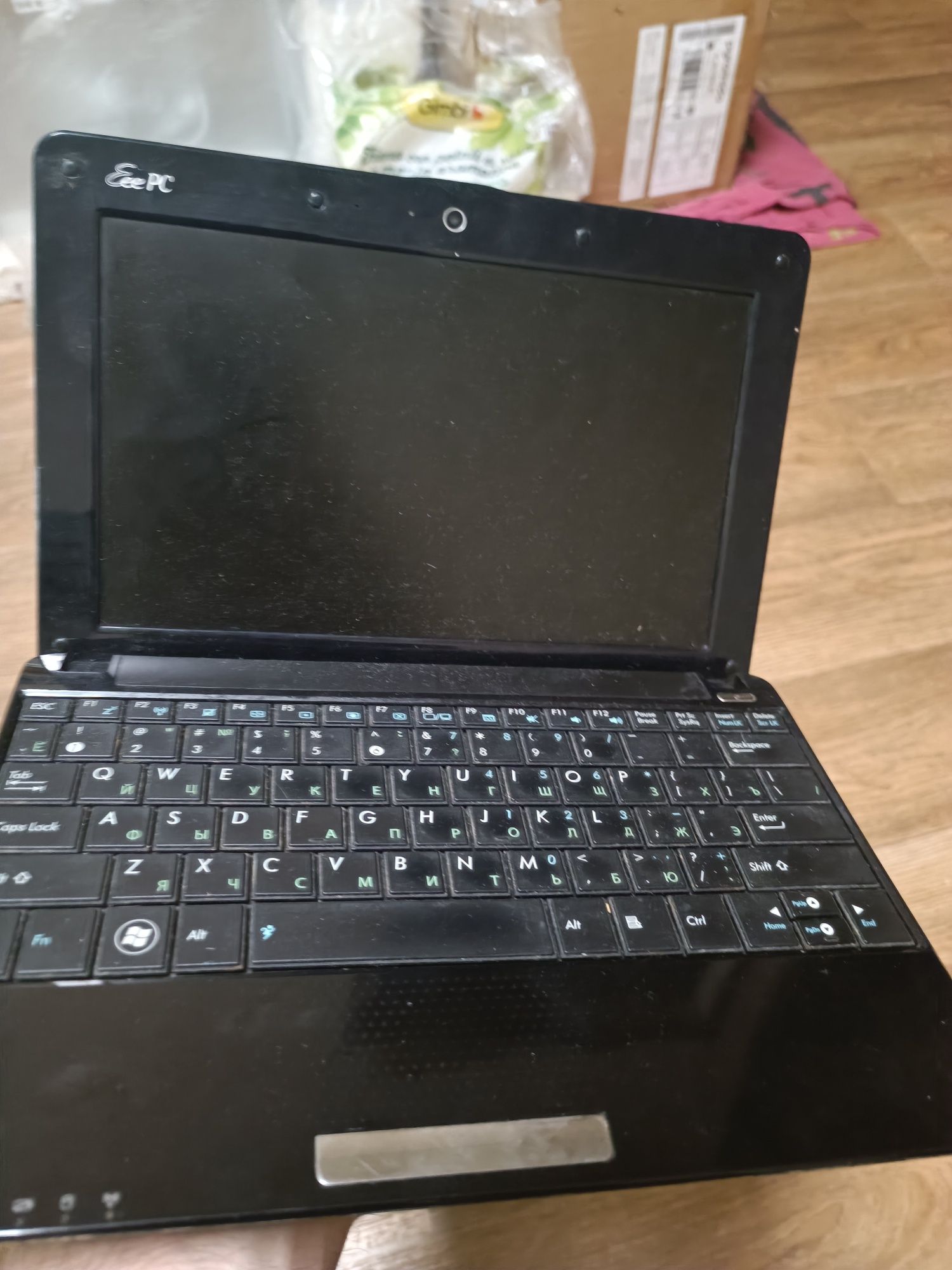 Продам нетбук asus Eee PC 1005px