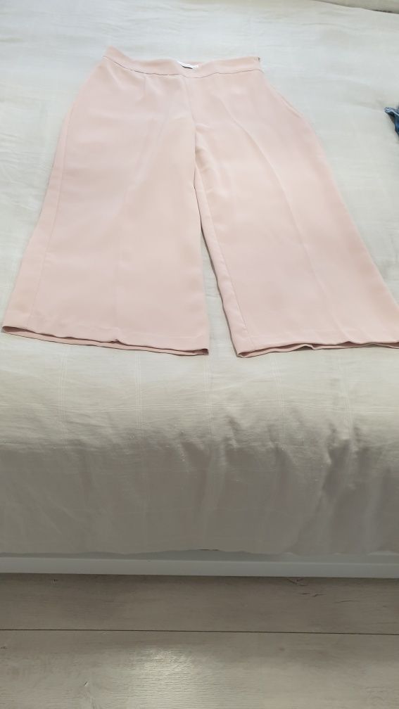 Eleganckie spodnie RESERVED rozmiar 42