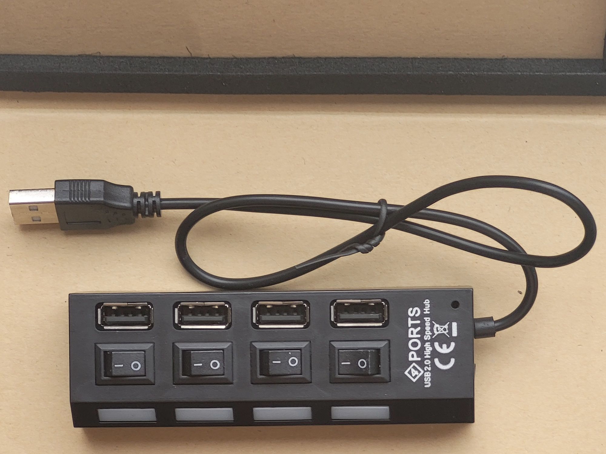 4-portowy hub USB 2.0 z lampkami LED
