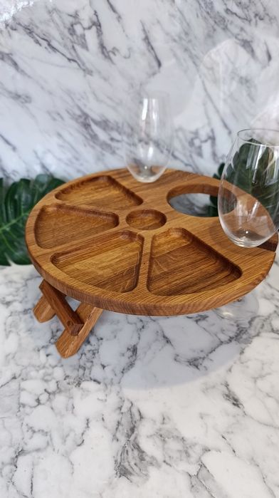 Винний столик з Дуба