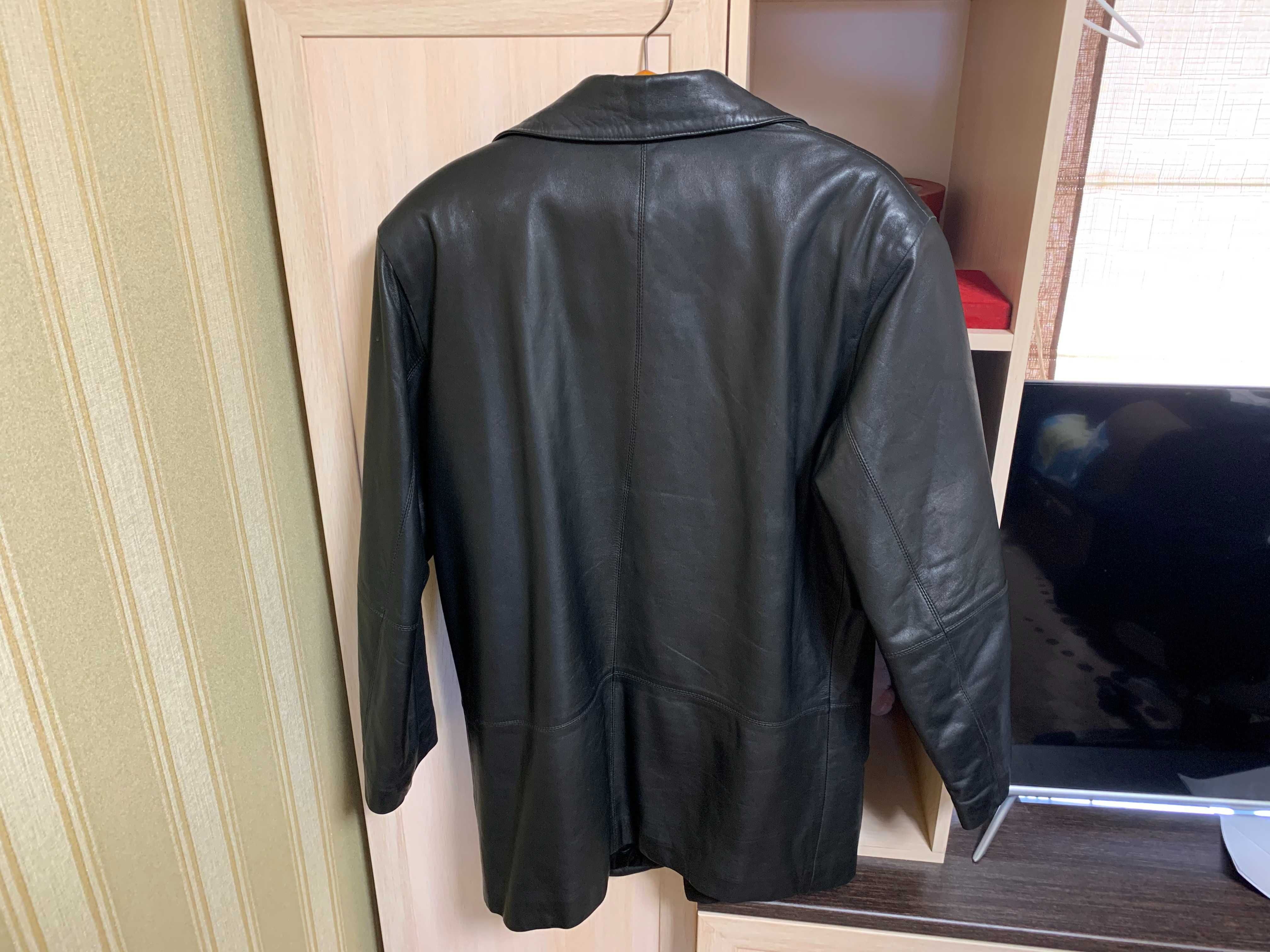 Кожаная куртка (пиджак) HugoBoss 52 размер
