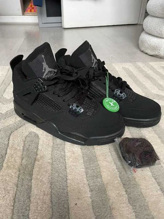 Buty meskie Mokasyny Jordan_4_Retro_Black_Cat R.41