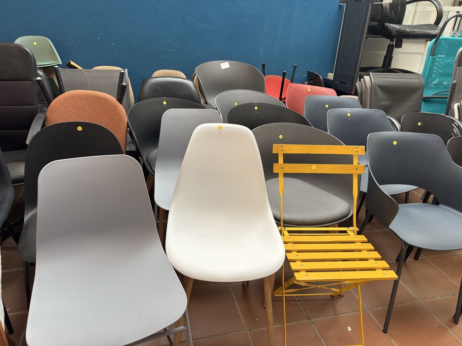 Cadeiras varias Renascer