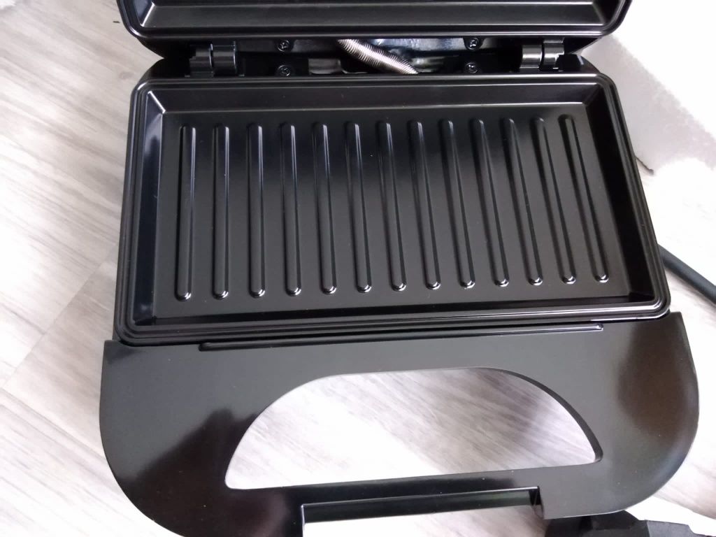 Grill kontaktowy elektryczny 750W nowy