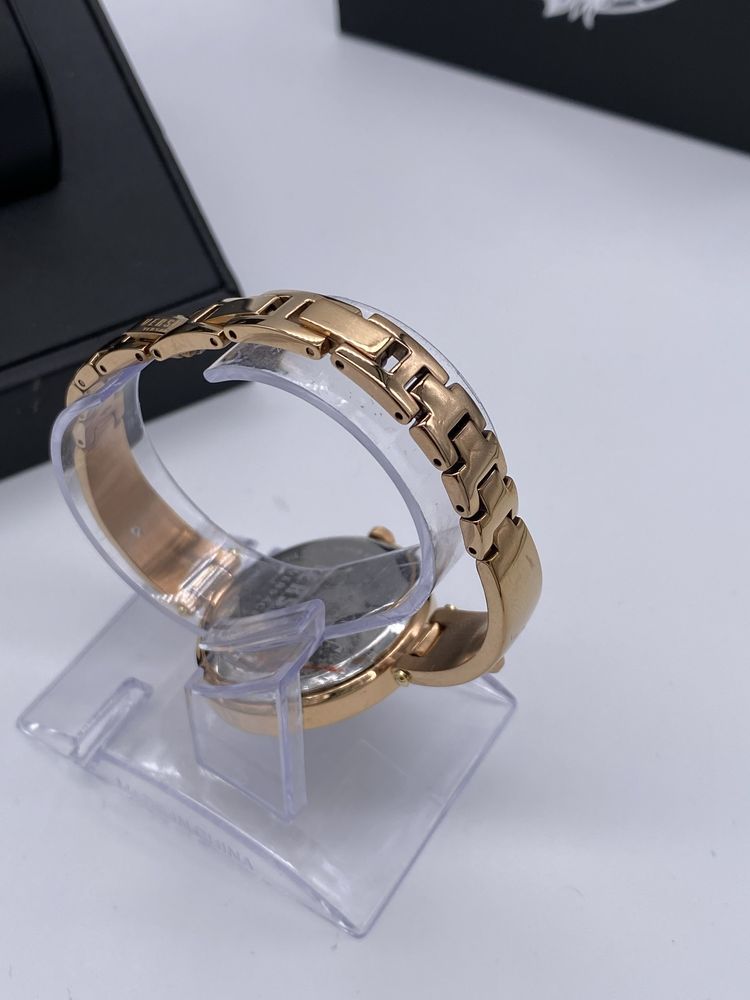 Zegarek damski Versus Versace VSPEP0419 złoty biżuteria Prezent