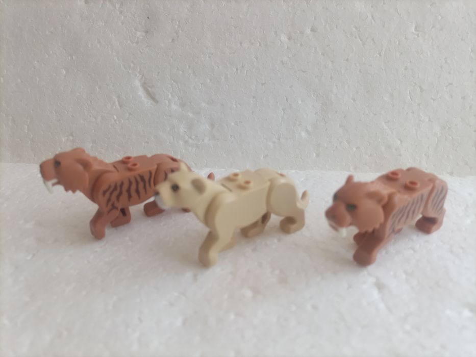 Klocki LEGO zwierzęta tygrys poma lwica