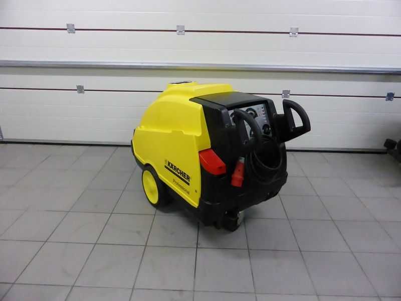 Myjka Karcher HDS 895 M Eco -1000l/h -180bar - Super stan.