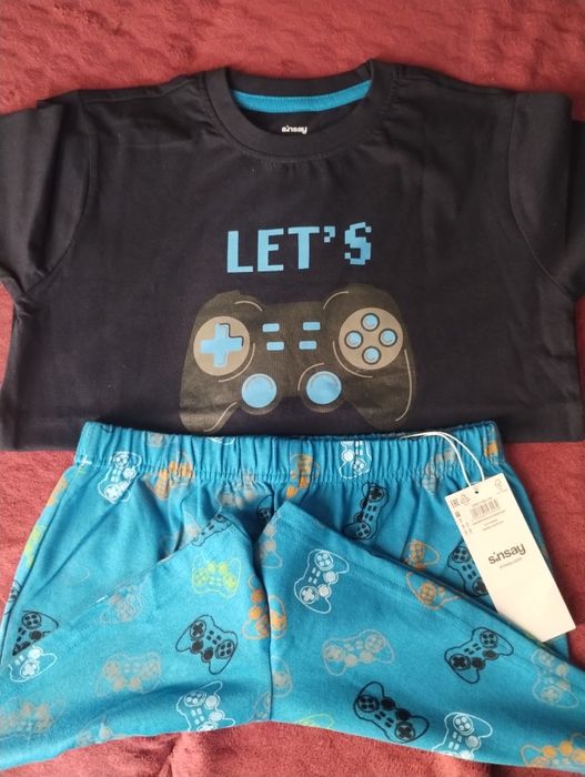 Piżama chłopięca, nowa