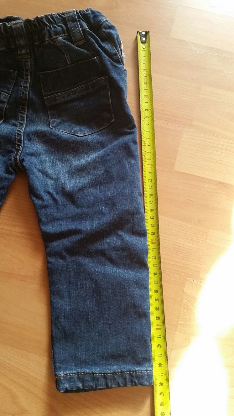 Spodnie jeans Rebel rozmiar 86 na zimę z podszewką