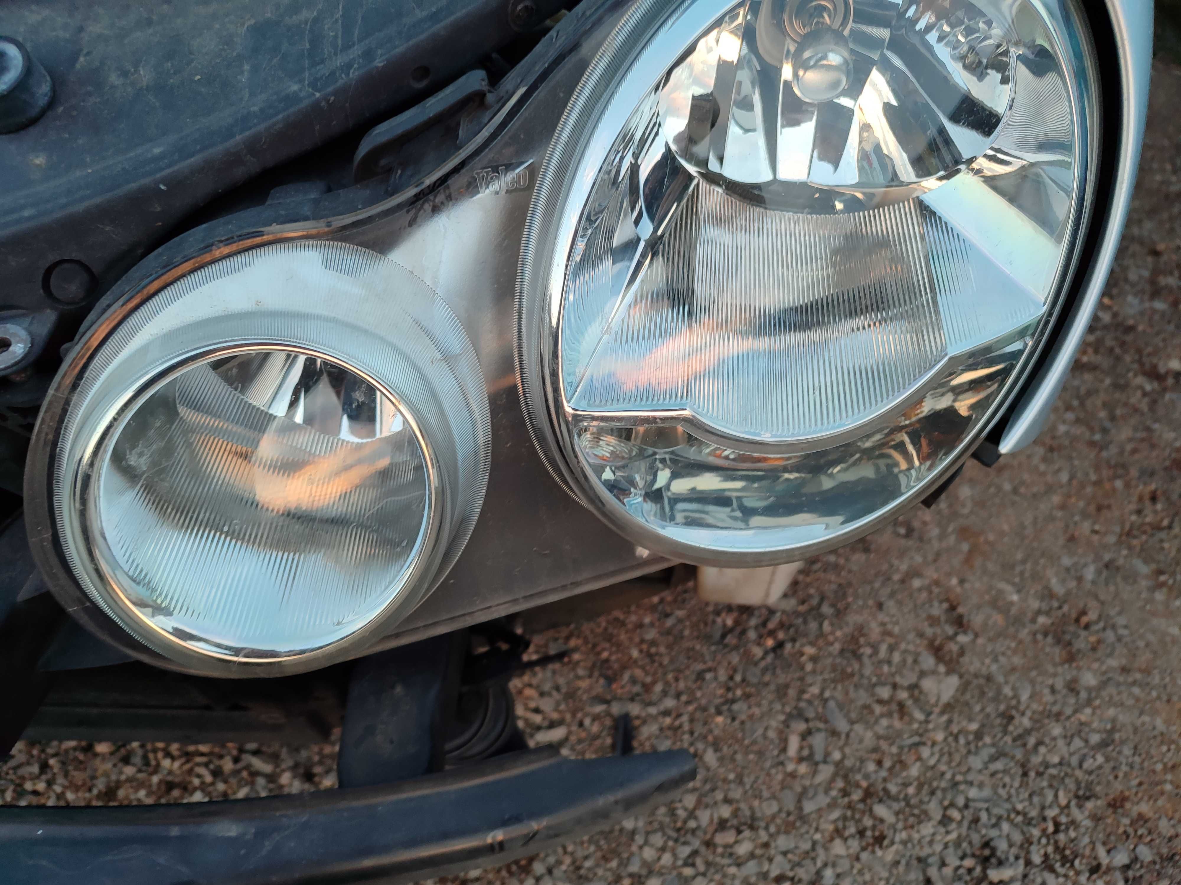 Komplet lamp przednich VW Polo 9N