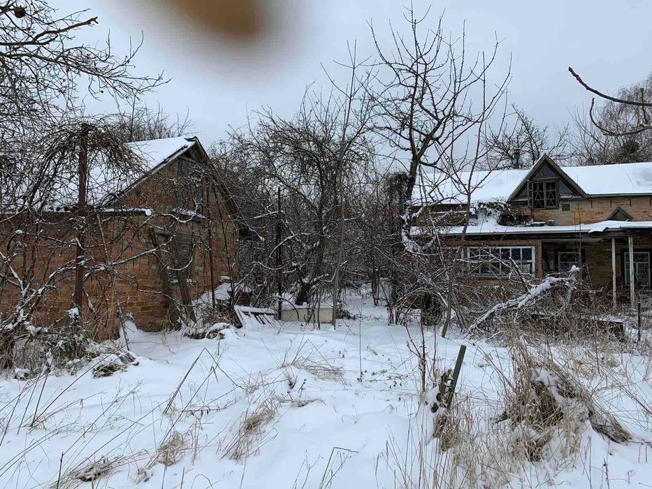 Продаж будинку в Жуках