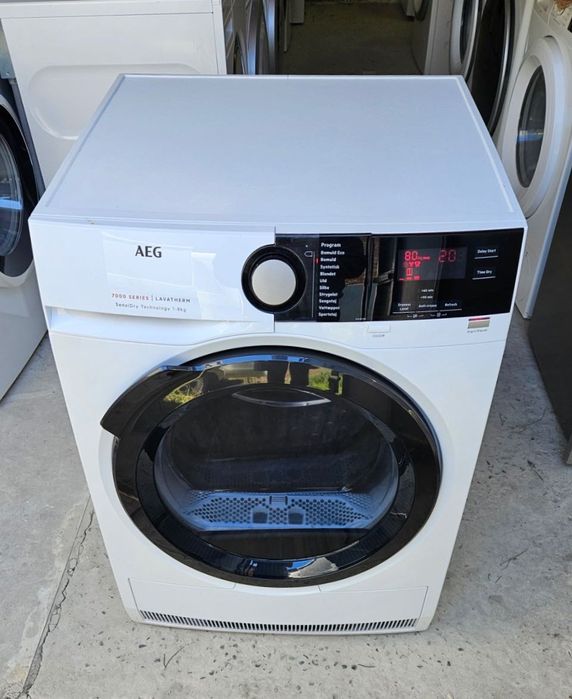 Сушильна машина AEG 7000 Series Lavatherm 8kg