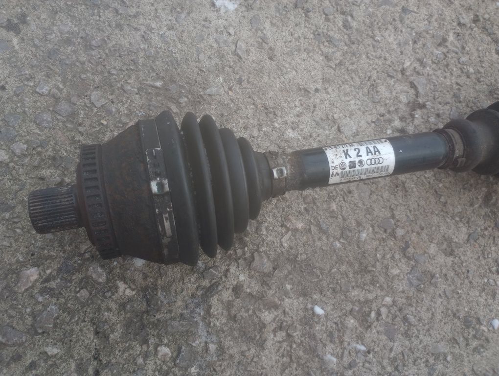 Audi a4 b6 a4b6 3.0 automat półoś prawa prawy przód 115 przebieg