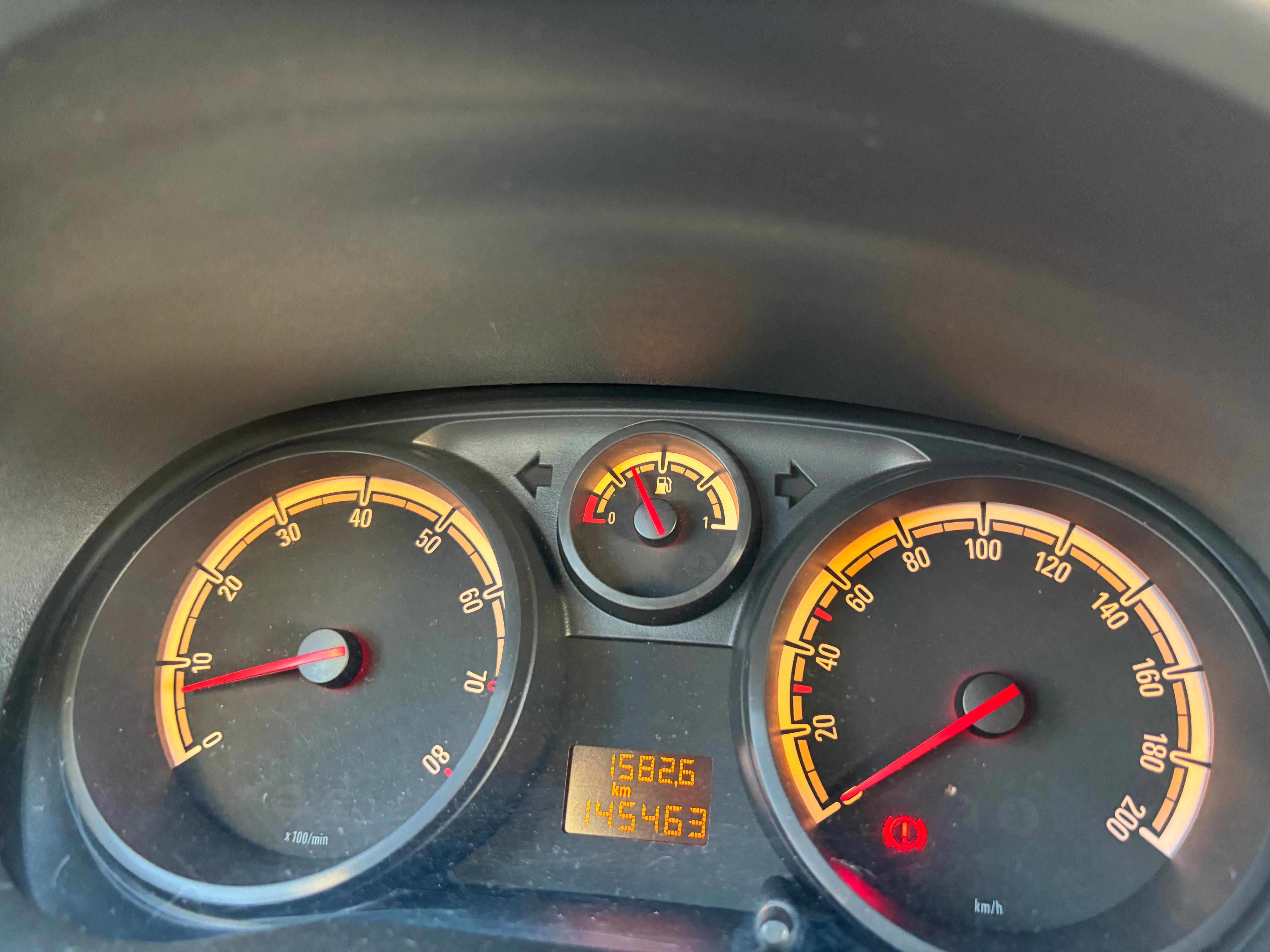 Vendo Opel Corsa 1.2 Black Edition