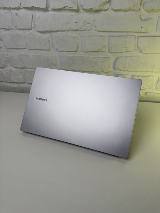Galaxy Book4 16' FHD+ Ultra 7 150U, 16GB RAM, SSD 512GB