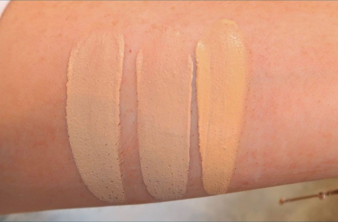 Charlotte Tilbury Airbrush Flawless Foundation