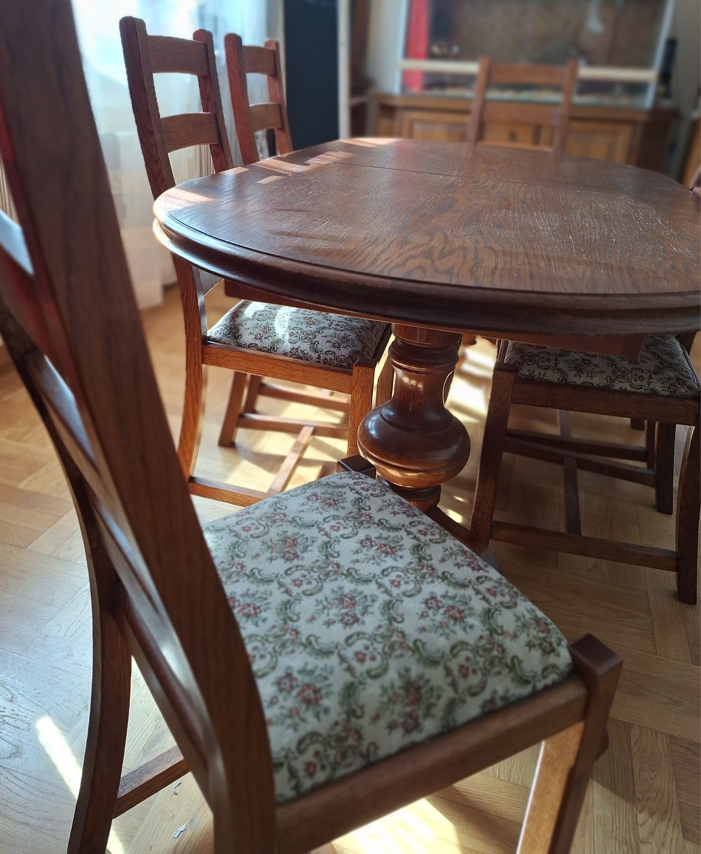Stół 2+/1m i 6 krzeseł dąb owal