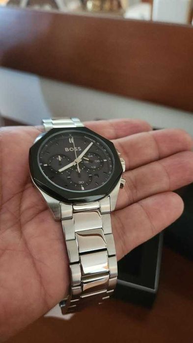 Oportunidade! Relógio Hugo Boss Cloud - Novo