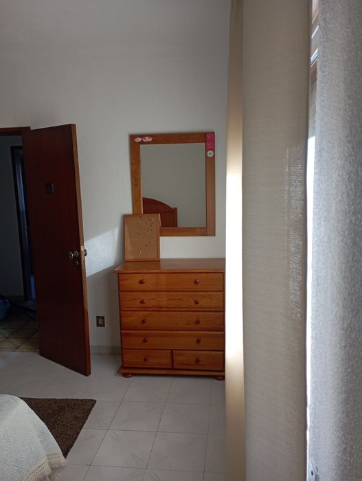 Quarto em Vale figueira