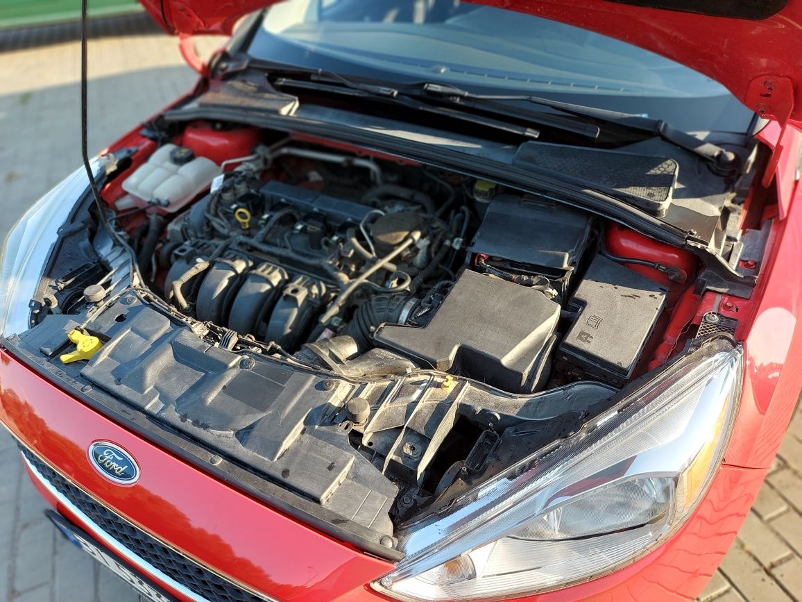 Ford focus SE 2.0 2015