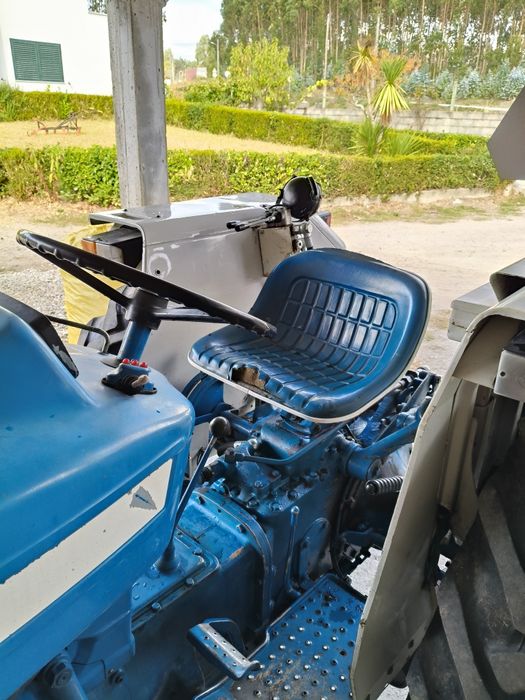 Trator Ford 2600