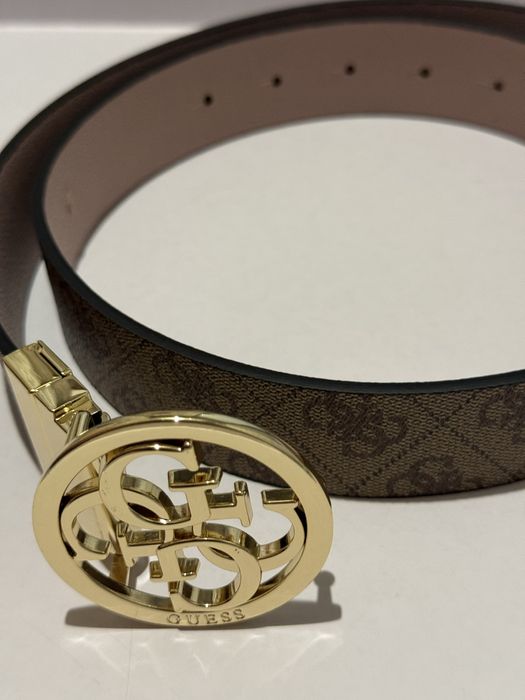Жіночий ремінь Guess