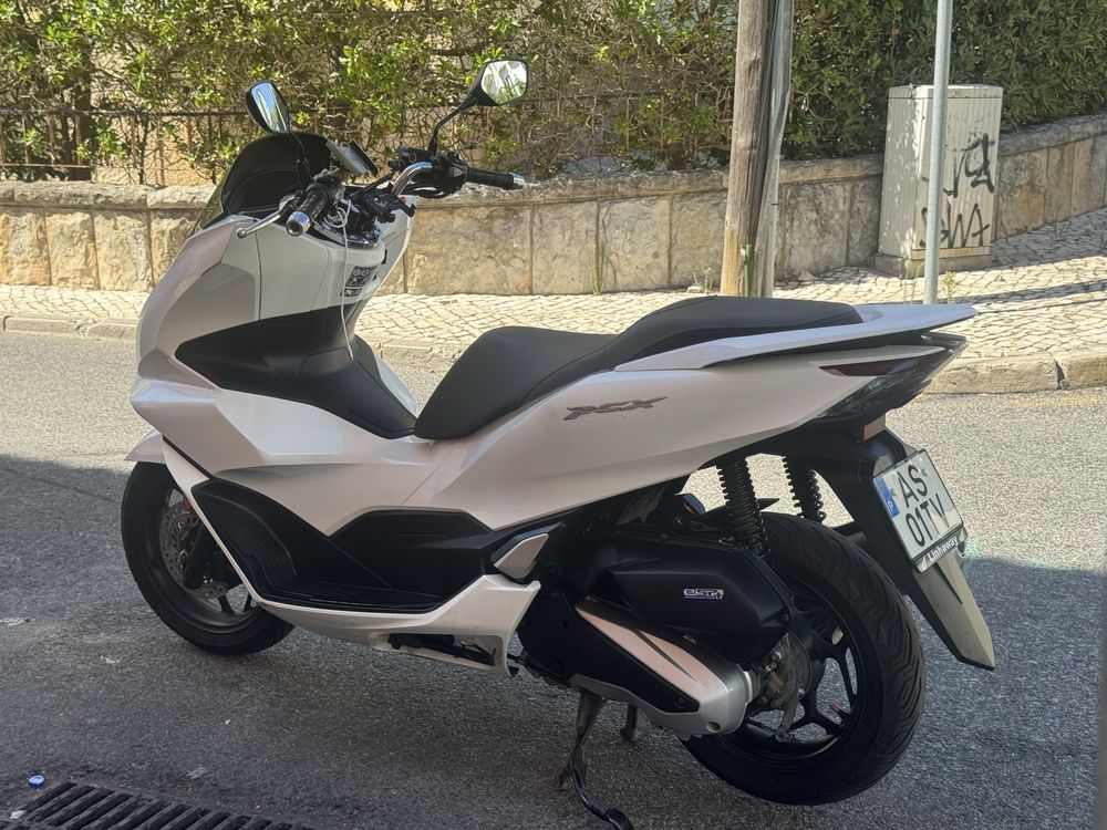 Honda PCX 2022.