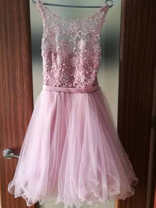 Tiulowa sukienka na wesele perełki cekiny pudrowy róż brudny tiul