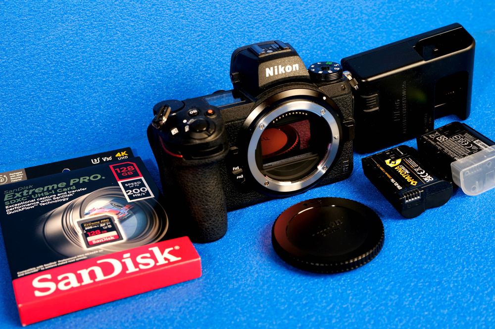 NOWY Nikon Z6 II, FLESZ Neewer, 2xAkum. karta 128 GB