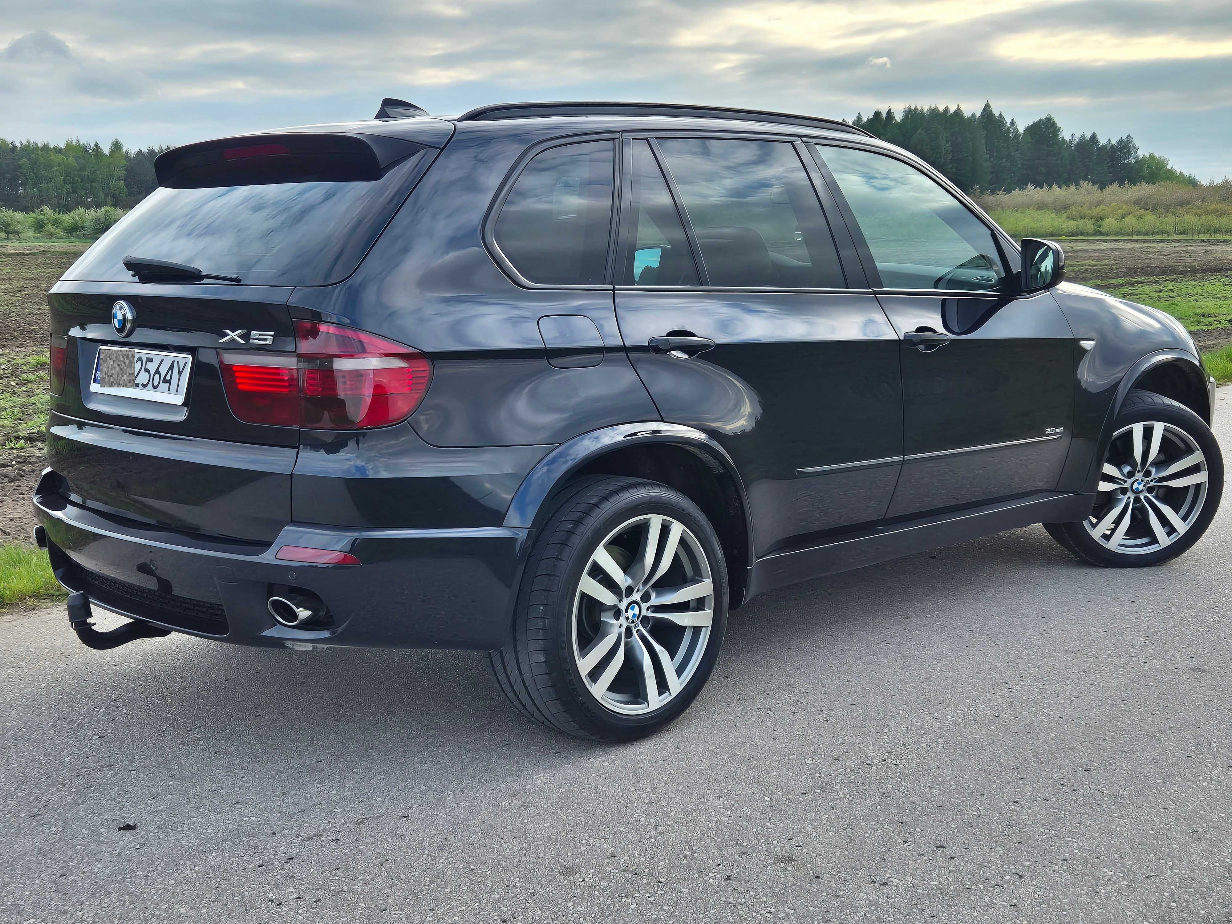 BMW X5 E70 3.0 286KM_M Pakiet_1 właściciel od nowości_Panorama_Serwis