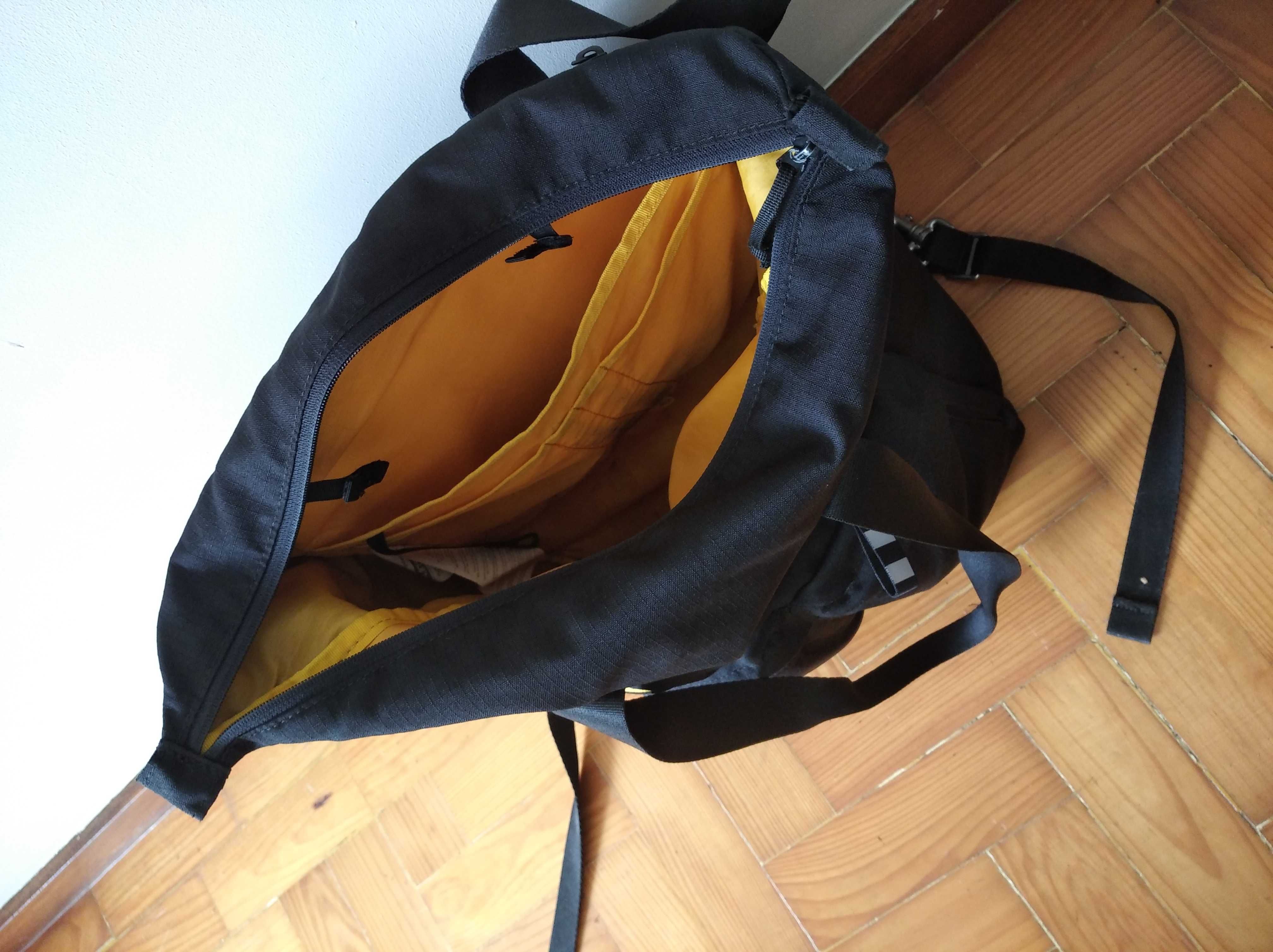 Mochila preta, Varldens (IKEA)