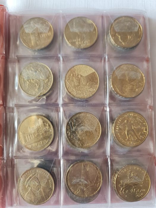 Klaser z monetami 2 zł