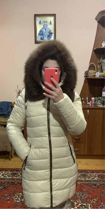 Куртка зимова пуховик молочний