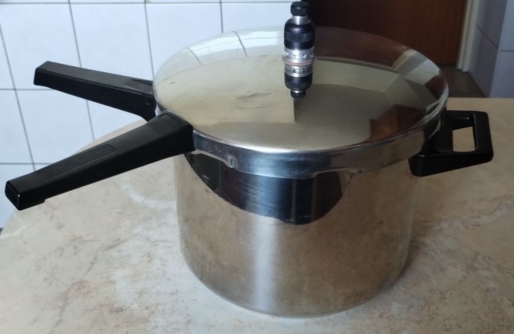 Szybkowar  ciśnieniowy